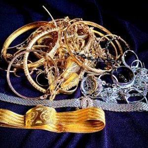 tempat jual emas tanpa surat solo